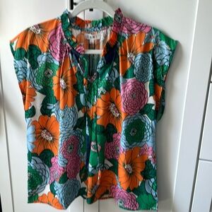 Gorgeous lightweight top with fun vibrant colors